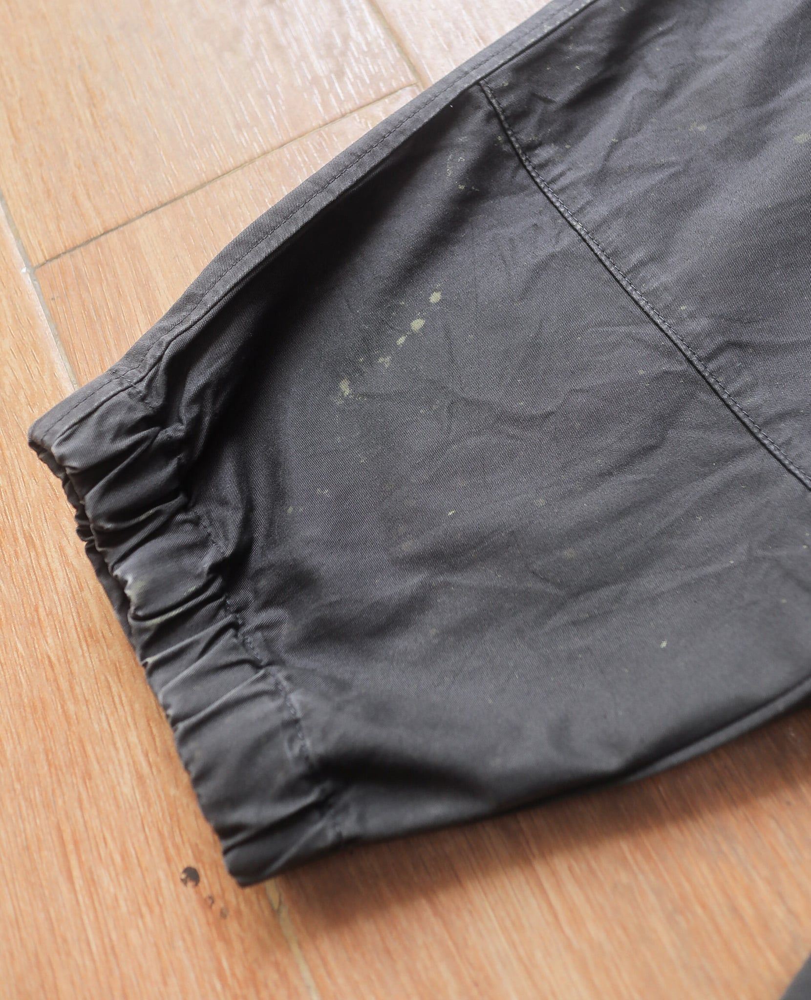  08.21.24 - VTG WIDE FIT JOGGER PANTS - UNIQLO U 