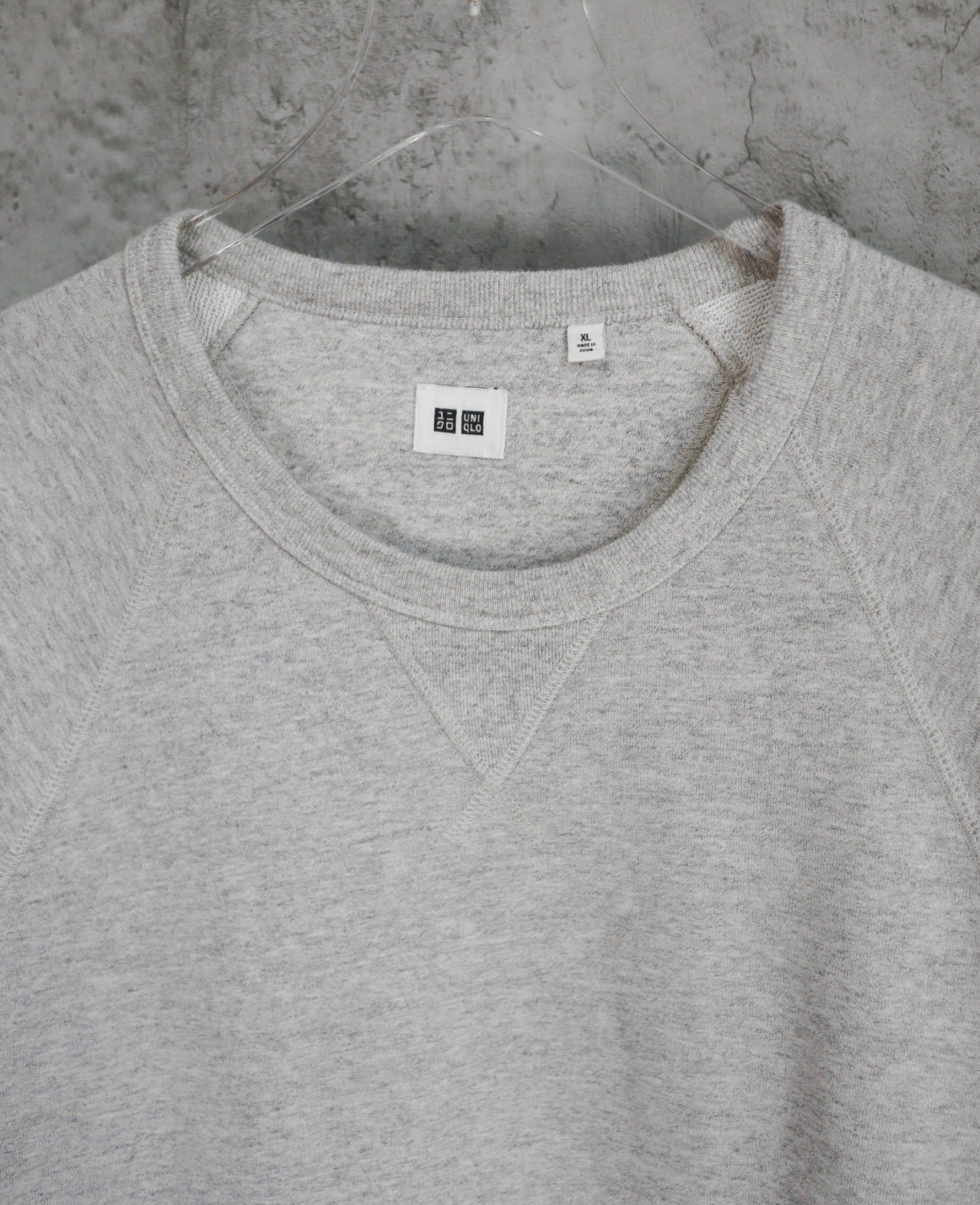  03.14.24 - VTG SWEATSHIRT - UNIQLO 