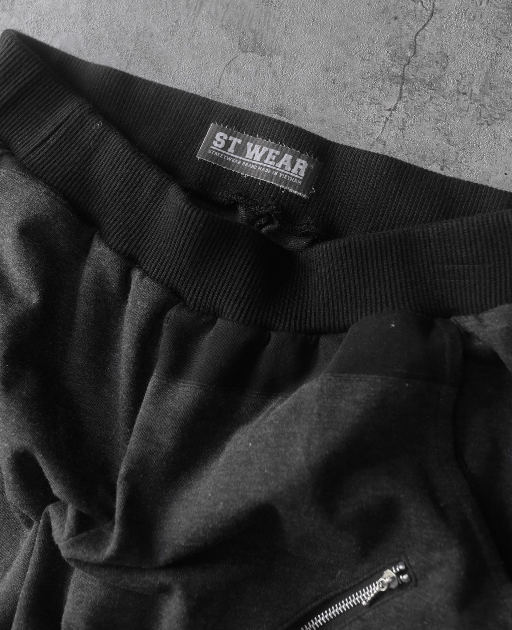  01.23.24 - VTG SWEAT PANTS - ST WEAR 