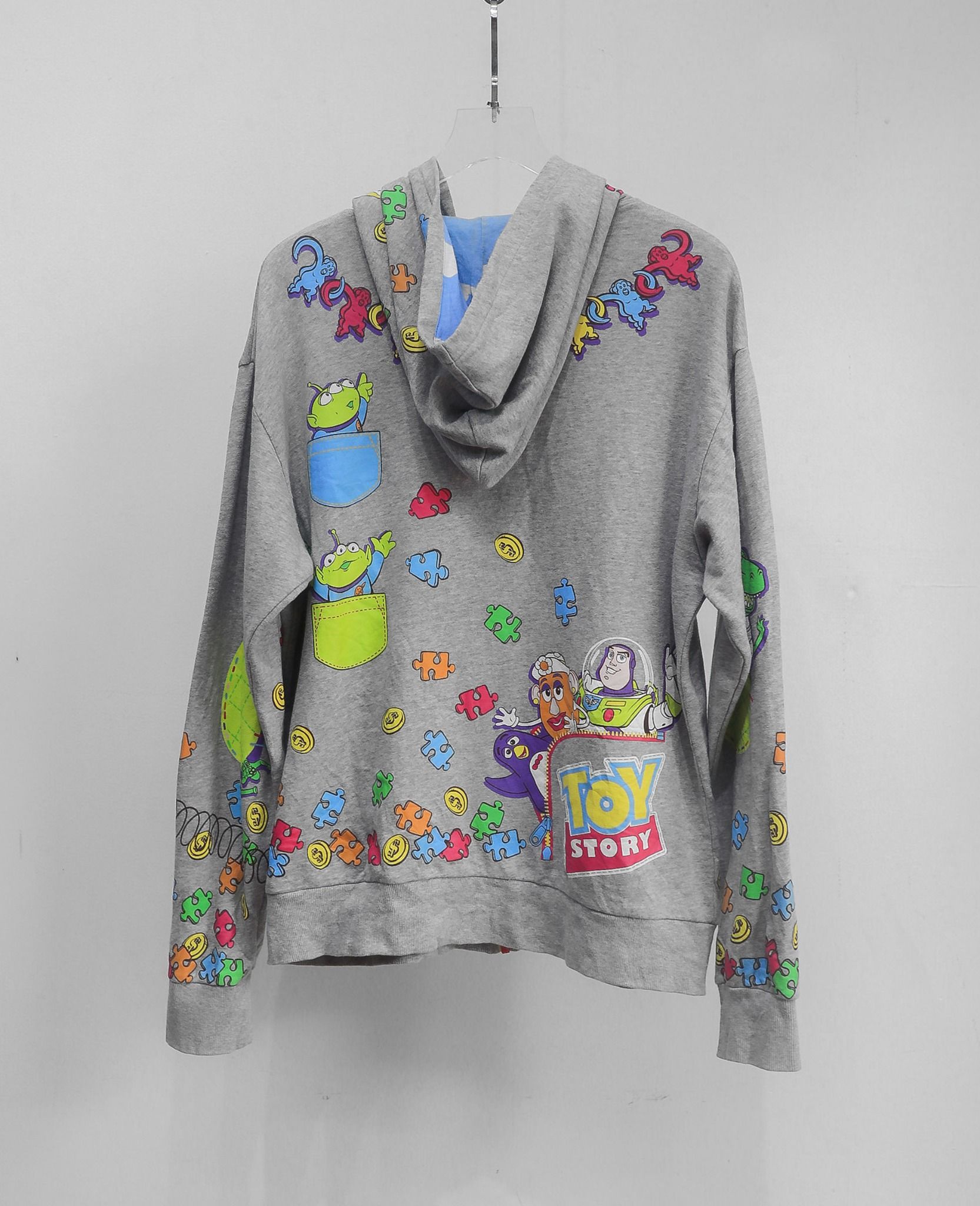  09.19.24 - VTG ZIP UP HOODIE - DISNEY TOKYO 