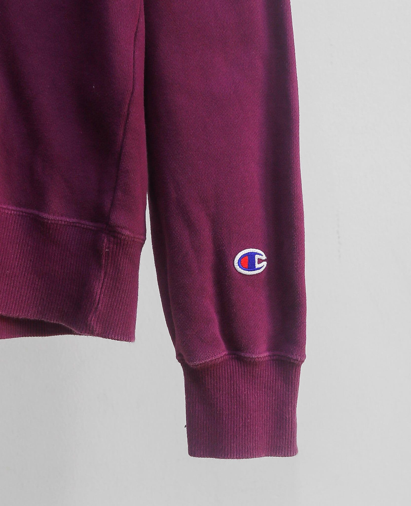  09.19.24 - VTG PULLOVER HOODIE - CHAMPION 