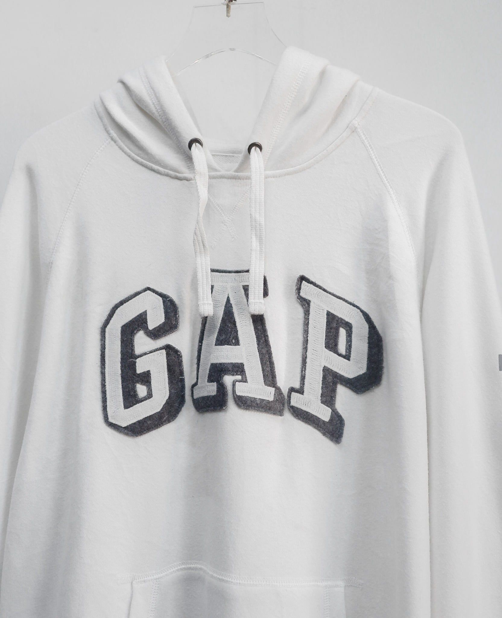  09.19.24 - VTG PULLOVER HOODIE - GAP TOKYO 