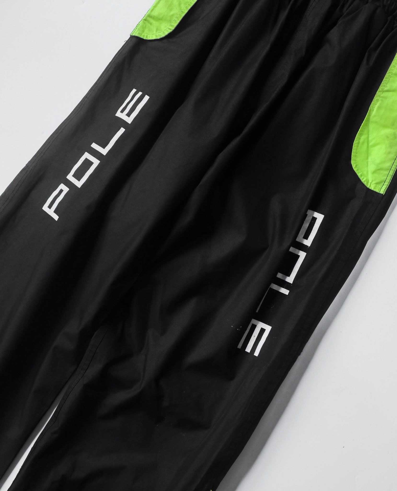  06.10.23 - VTG WIND PANTS - POLE 