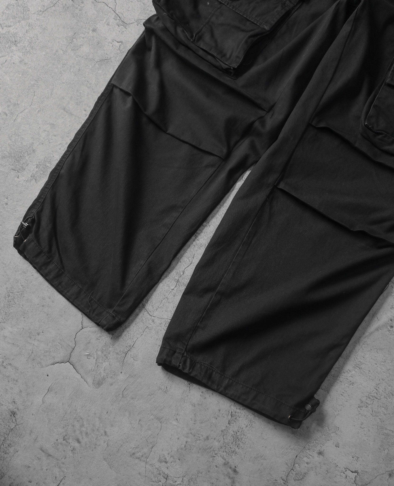  01.26.24 - VTG WIDE CARGO PANTS - BDG 