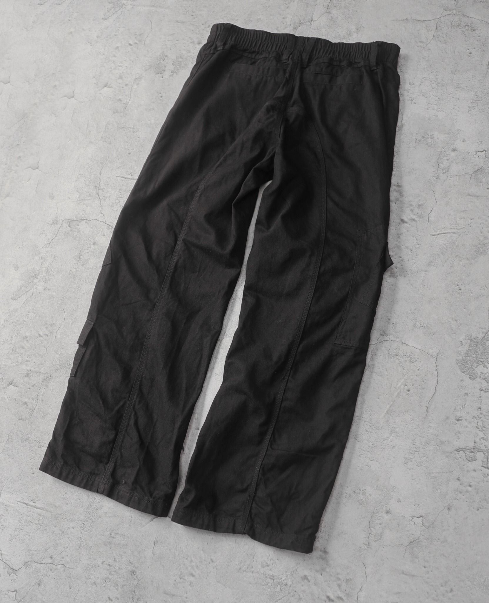  01.26.24 - VTG Y2K WIDE CARGO PANTS - BDG 