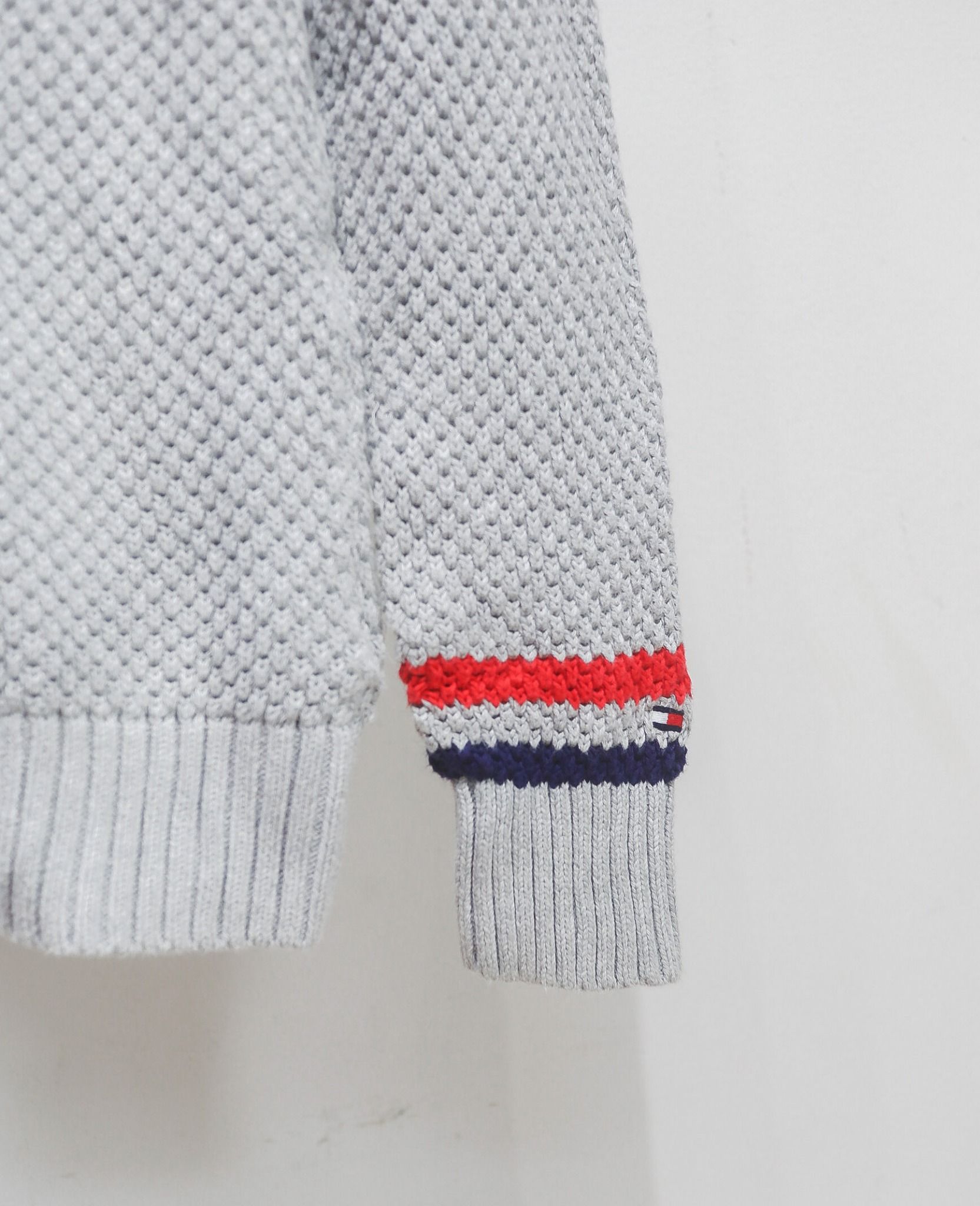 09.24.24 - VTG KNIT SWEATSHIRT - TOMMY HILFIGER 