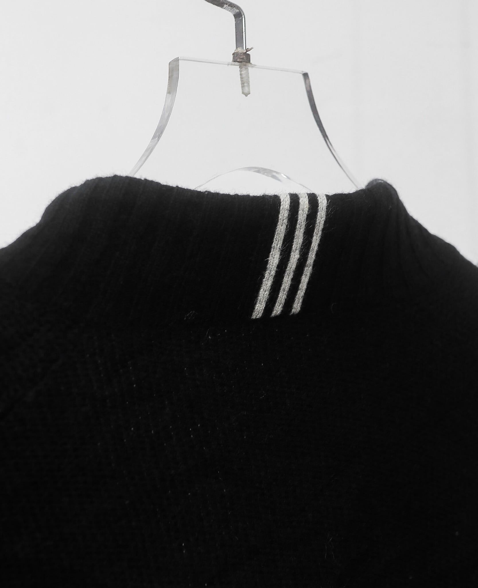  09.24.24 - VTG KNIT SWEATSHIRT - ADIDAS 00s 