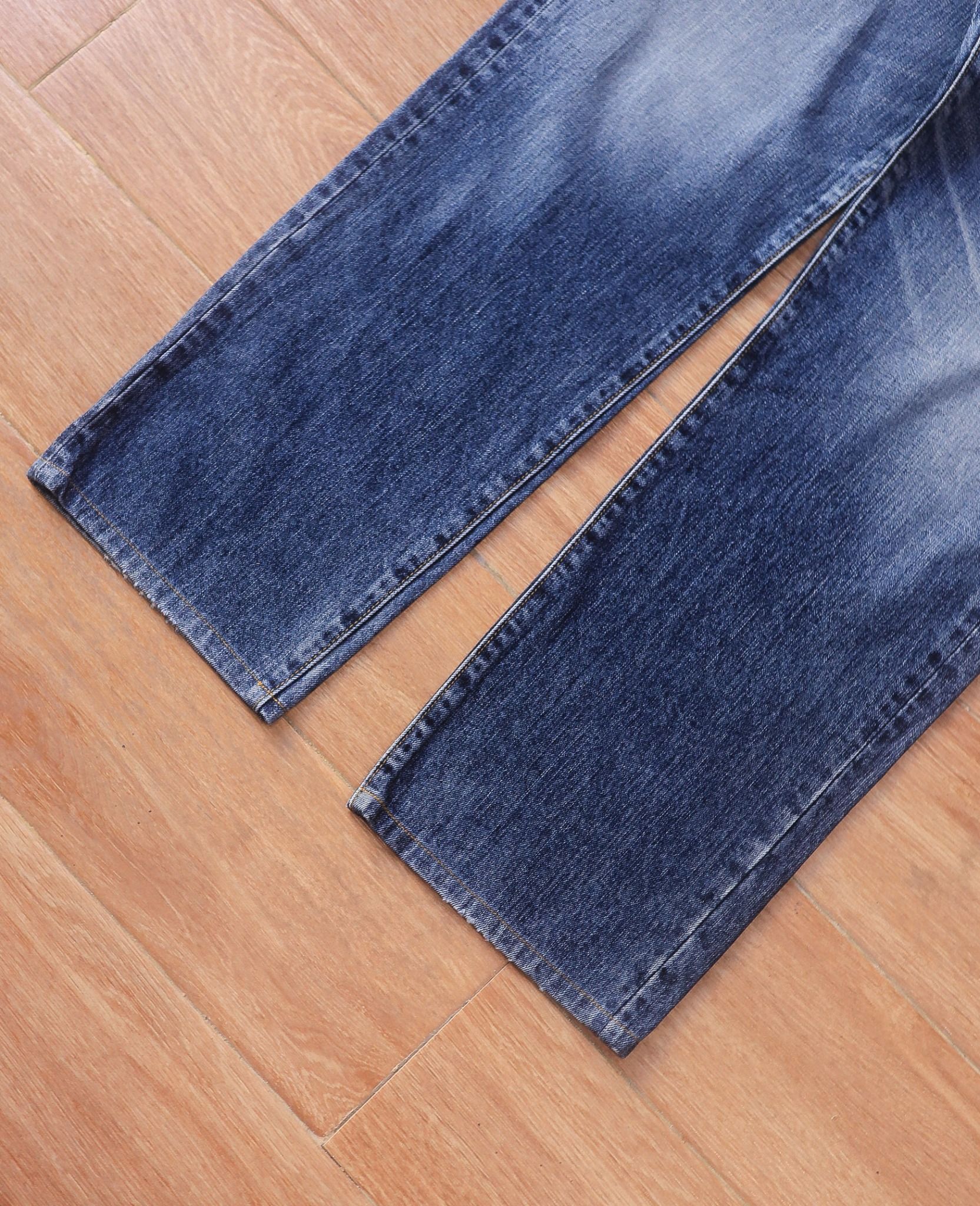  09.25.24 - VTG RELAXED FIT DENIM PANTS - UNIQLO 