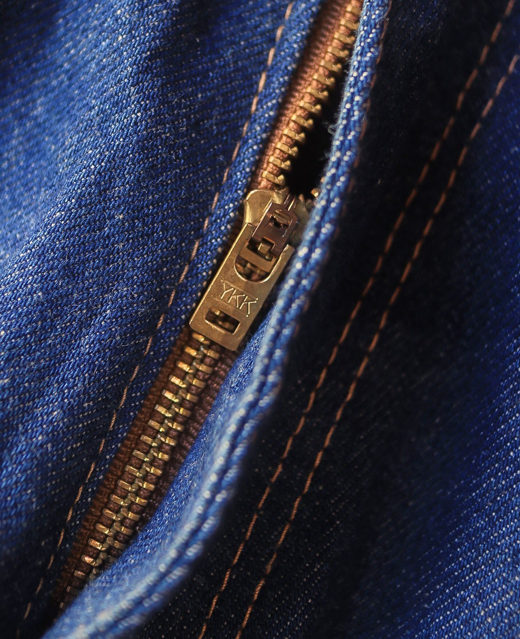  09.25.24 - VTG RELAXED FIT DENIM PANTS - CARHARTT 