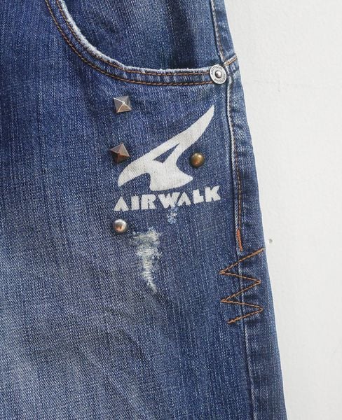  10.04.24 - VTG BAGGY DENIM PANTS - AIRWALK 
