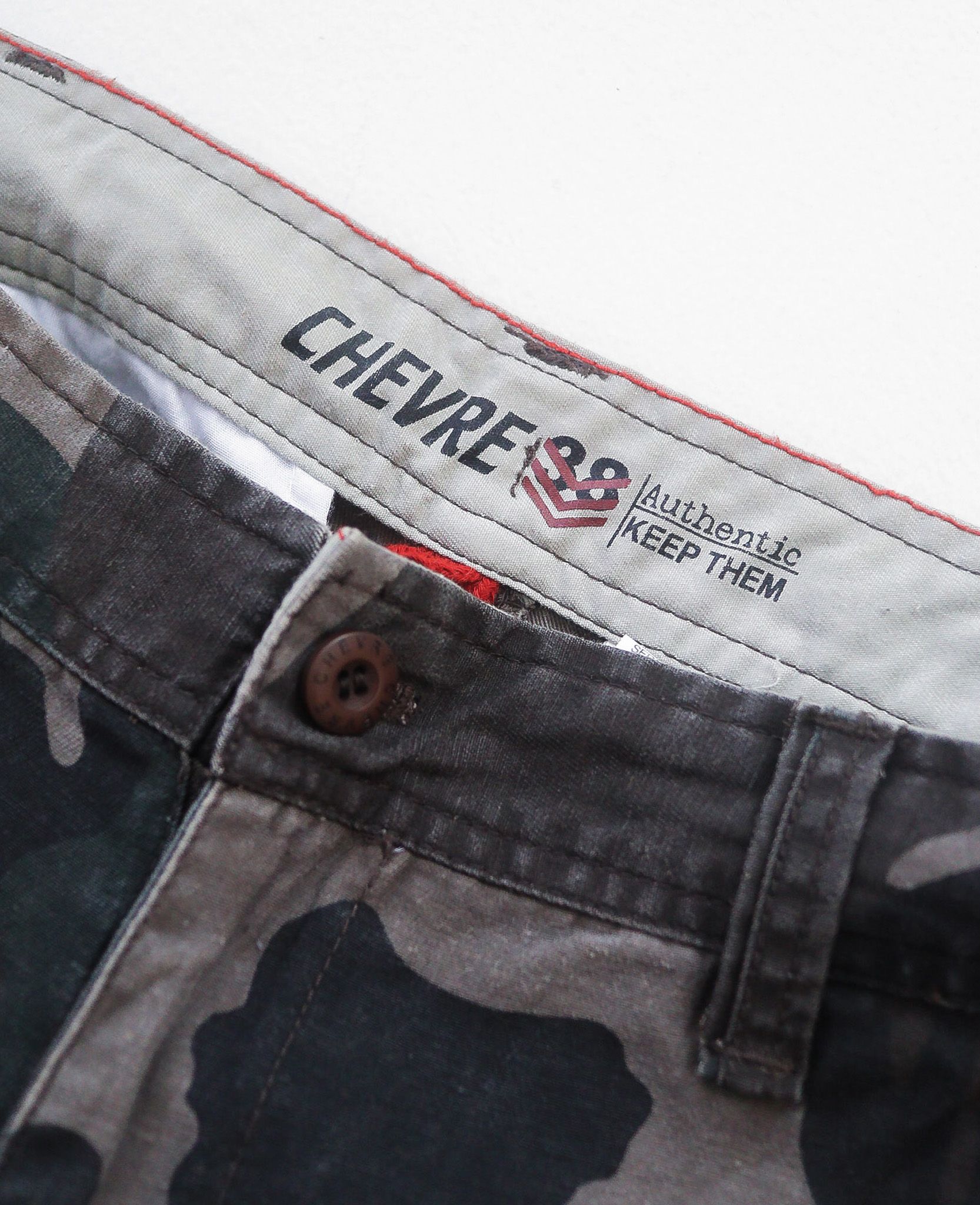  10.05.24 - VTG MILITARY CARGO PANTS - CHEVRE 