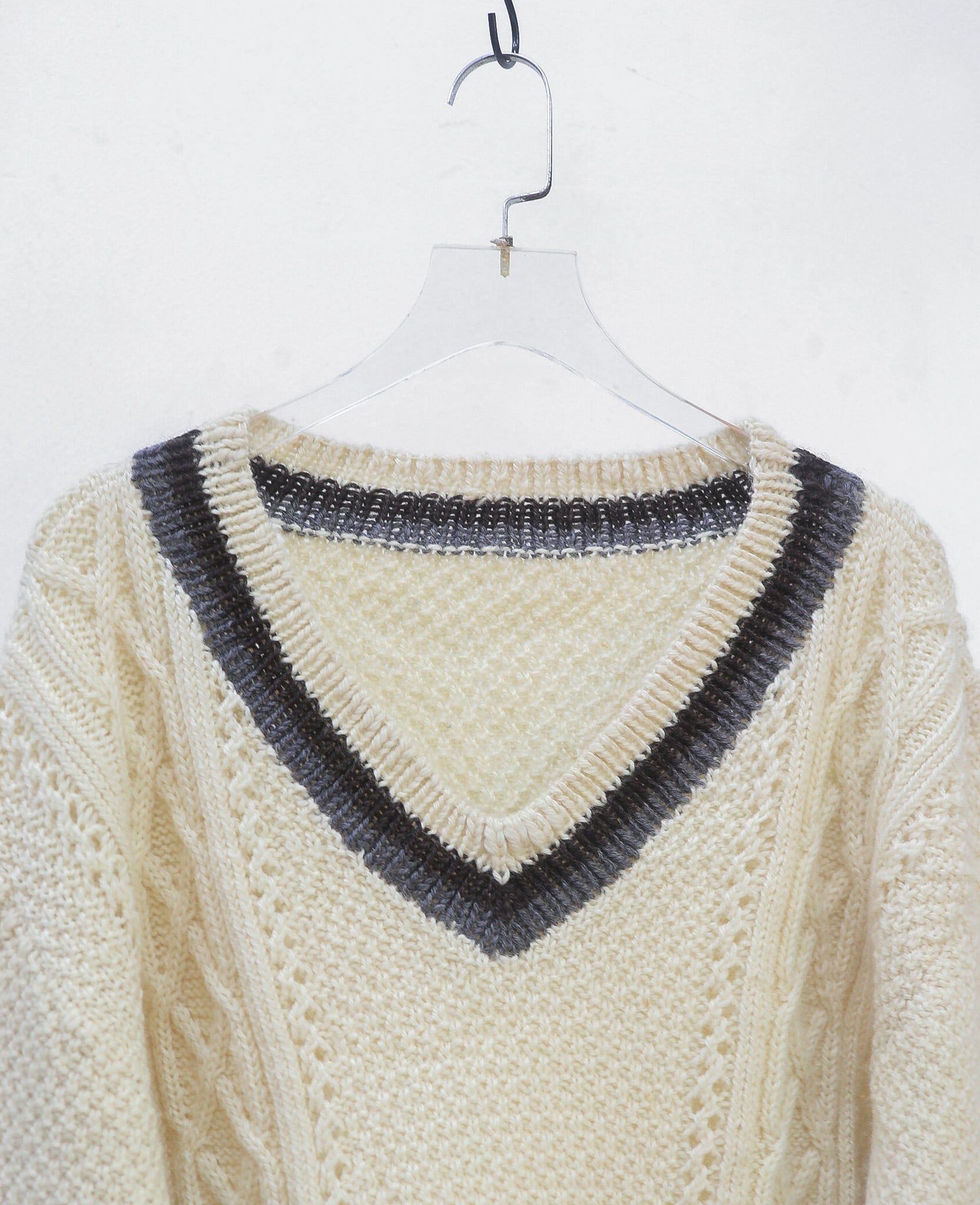  10.06.24 - VTG KNIT SWEATSHIRT 