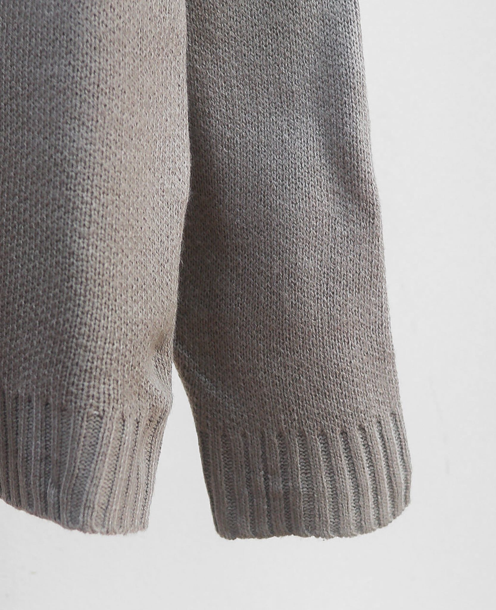  10.06.24 - VTG KNIT SWEATSHIRT - GENERATE 