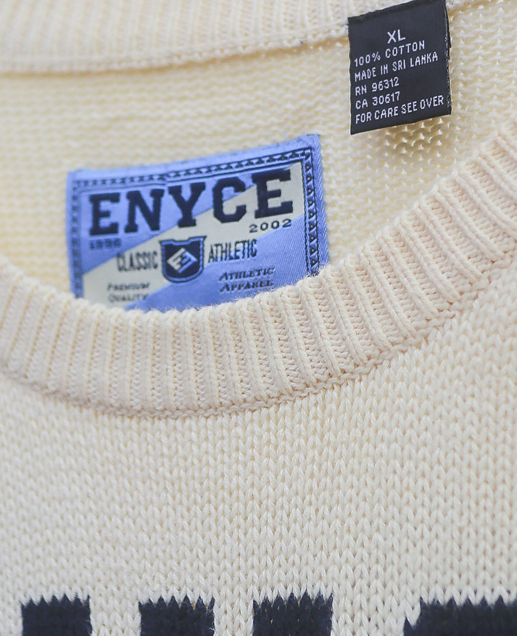  10.06.24 - VTG KNIT SWEATSHIRT - ENYCE 