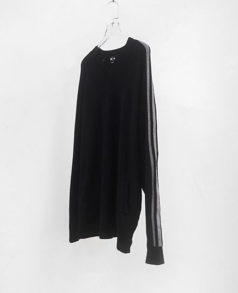  10.06.24 - VTG KNIT SWEATSHIRT - ADIDAS 