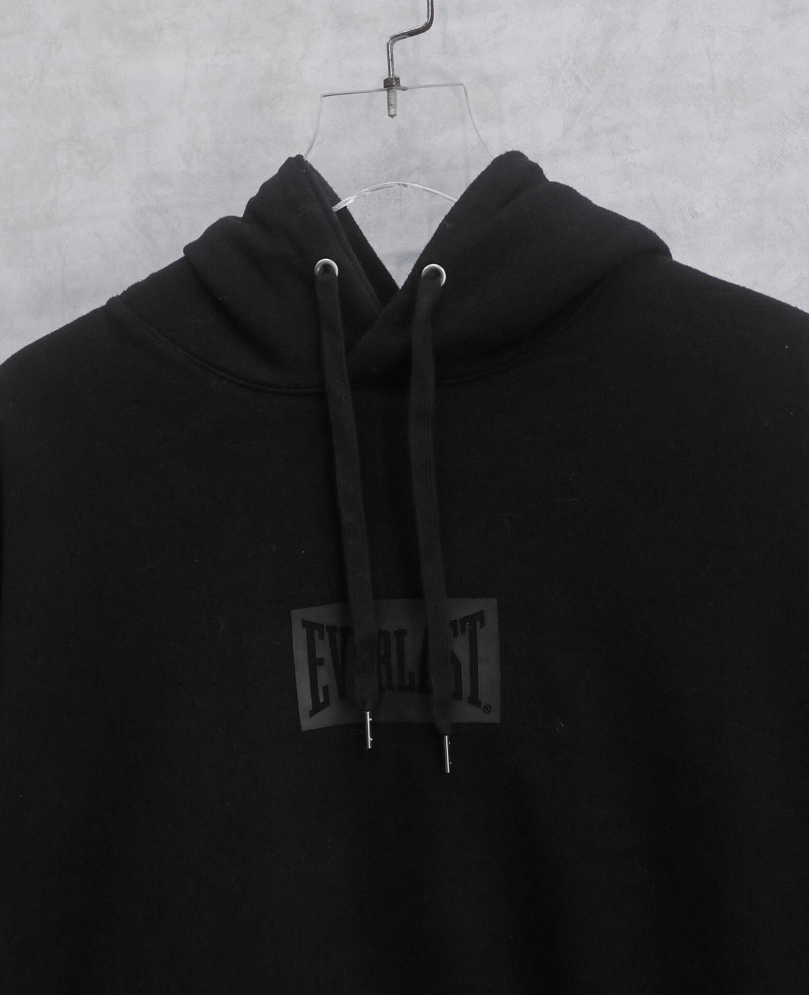  03.19.24 - VTG PULLOVER HOODIE - NIKO AND... X EVERLAST 