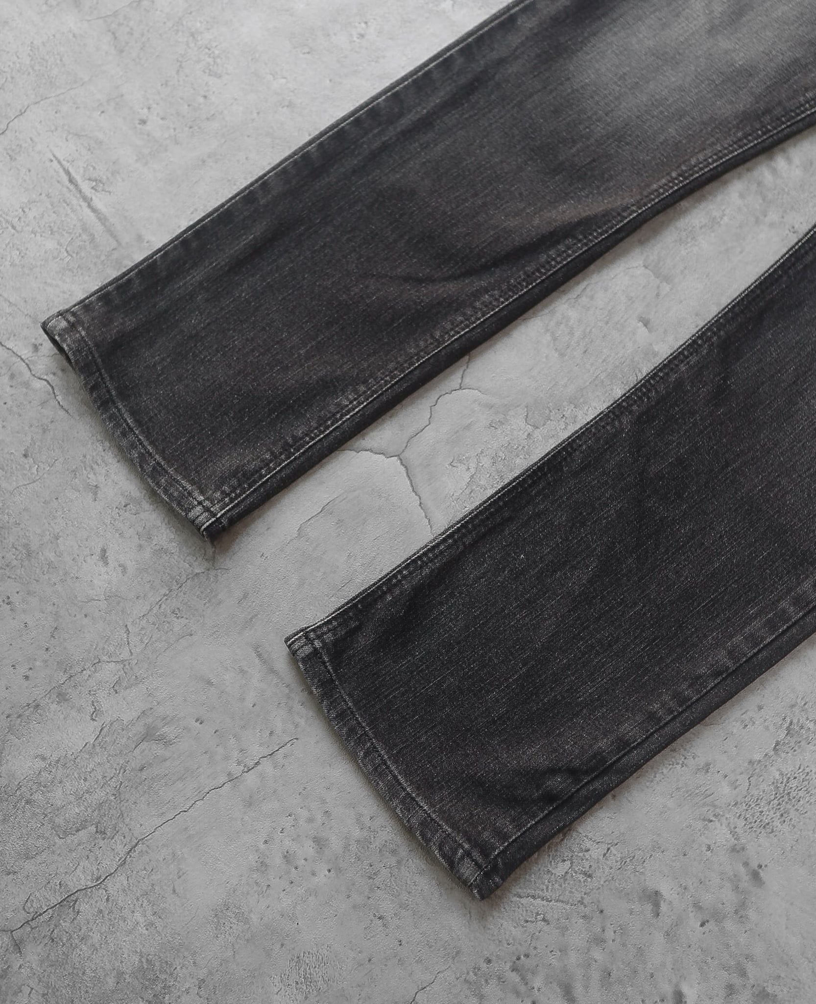  10.09.24 - VTG RELAXED FIT DENIM PANTS - EDWIN 