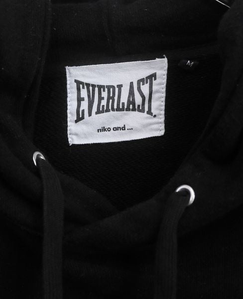  03.19.24 - VTG PULLOVER HOODIE - NIKO AND... X EVERLAST 