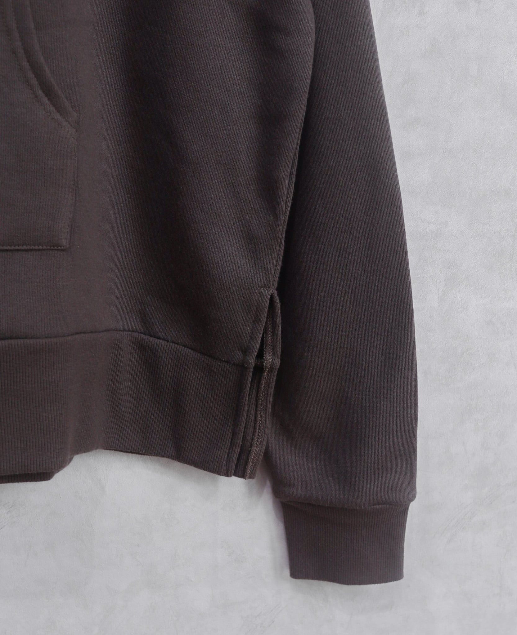  03.19.24 - VTG CROPPED PULLOVER HOODIE - MOCA 