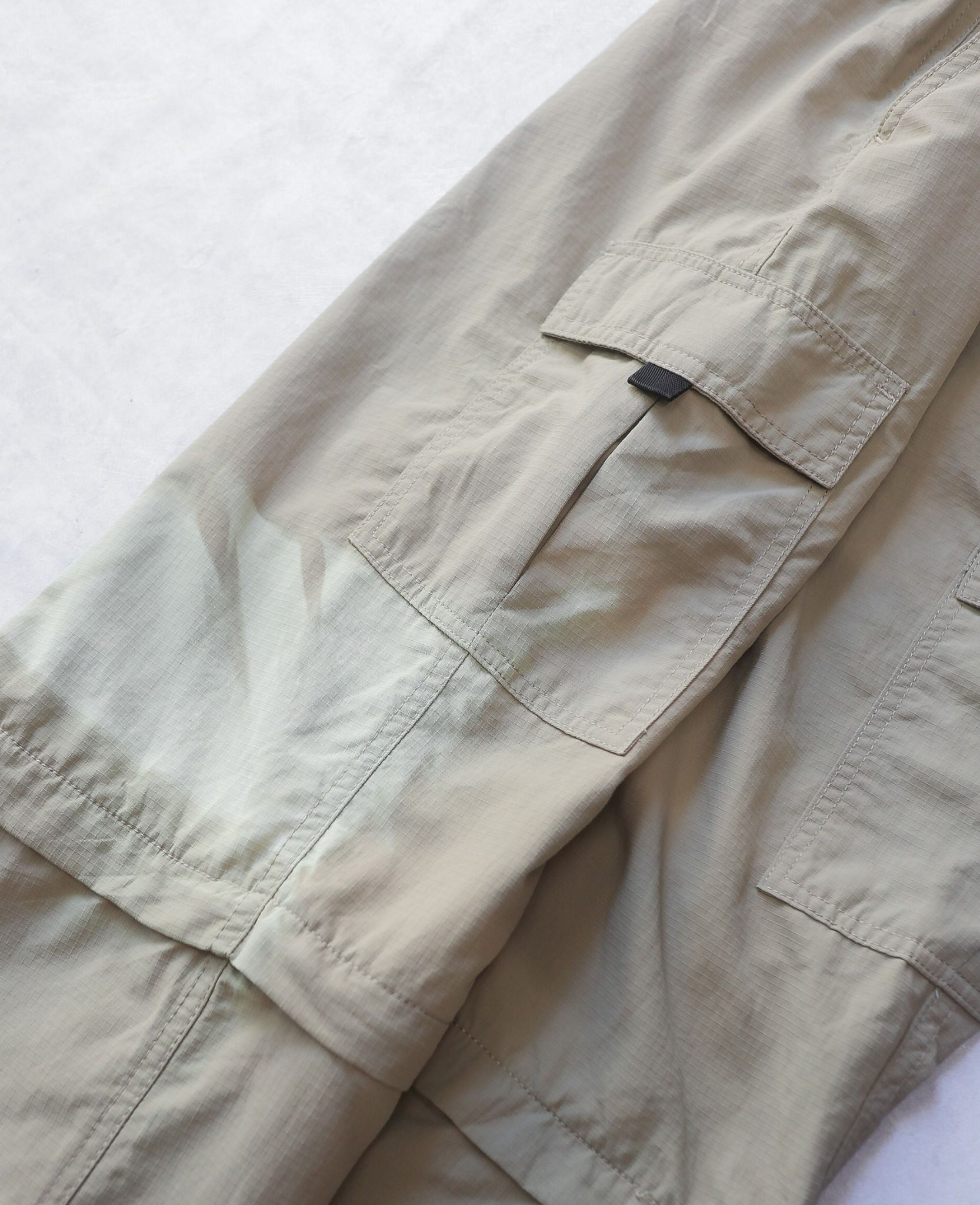  05.05.24 - VTG CONVERTIBLE OUTDOOR CARGO PANTS - COLUMBIA 