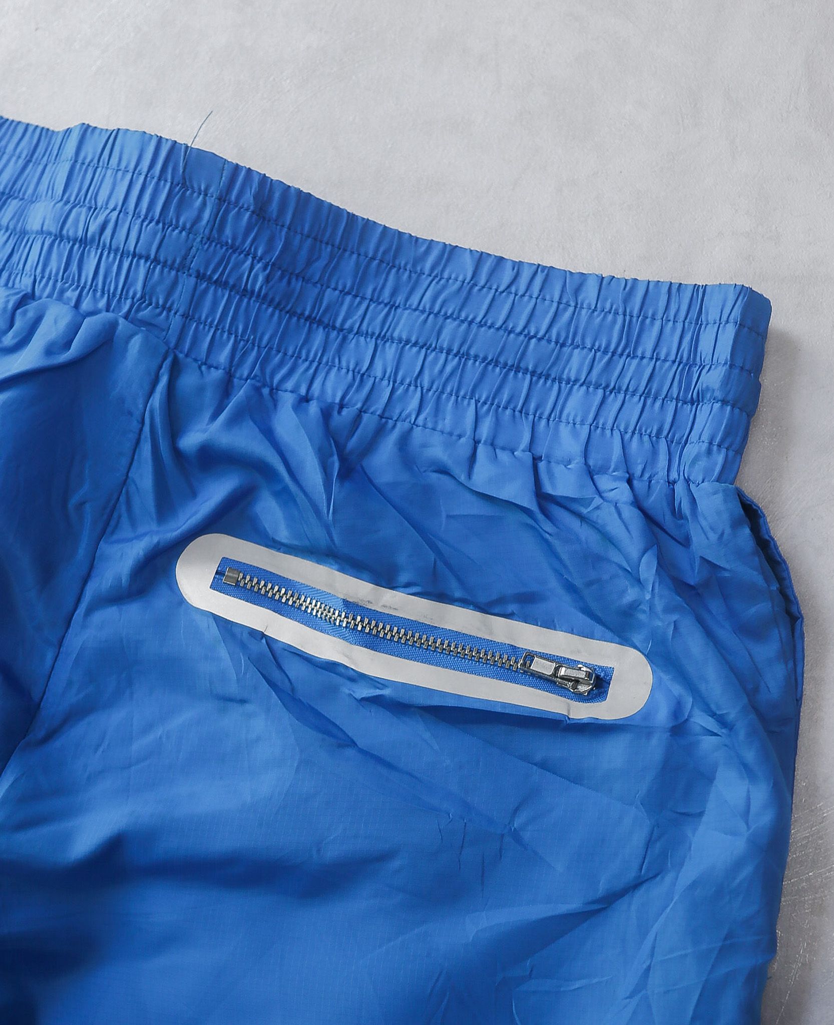  05.05.24 - VTG SPORT WIND TRACK PANTS - H&M DIVIDED 