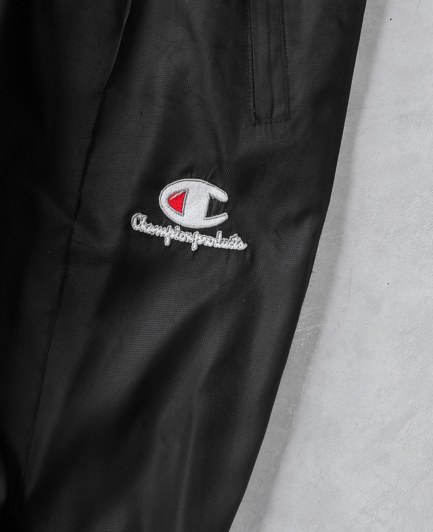  05.05.24 - VTG SPORT WIND TRACK PANTS - CHAMPION 