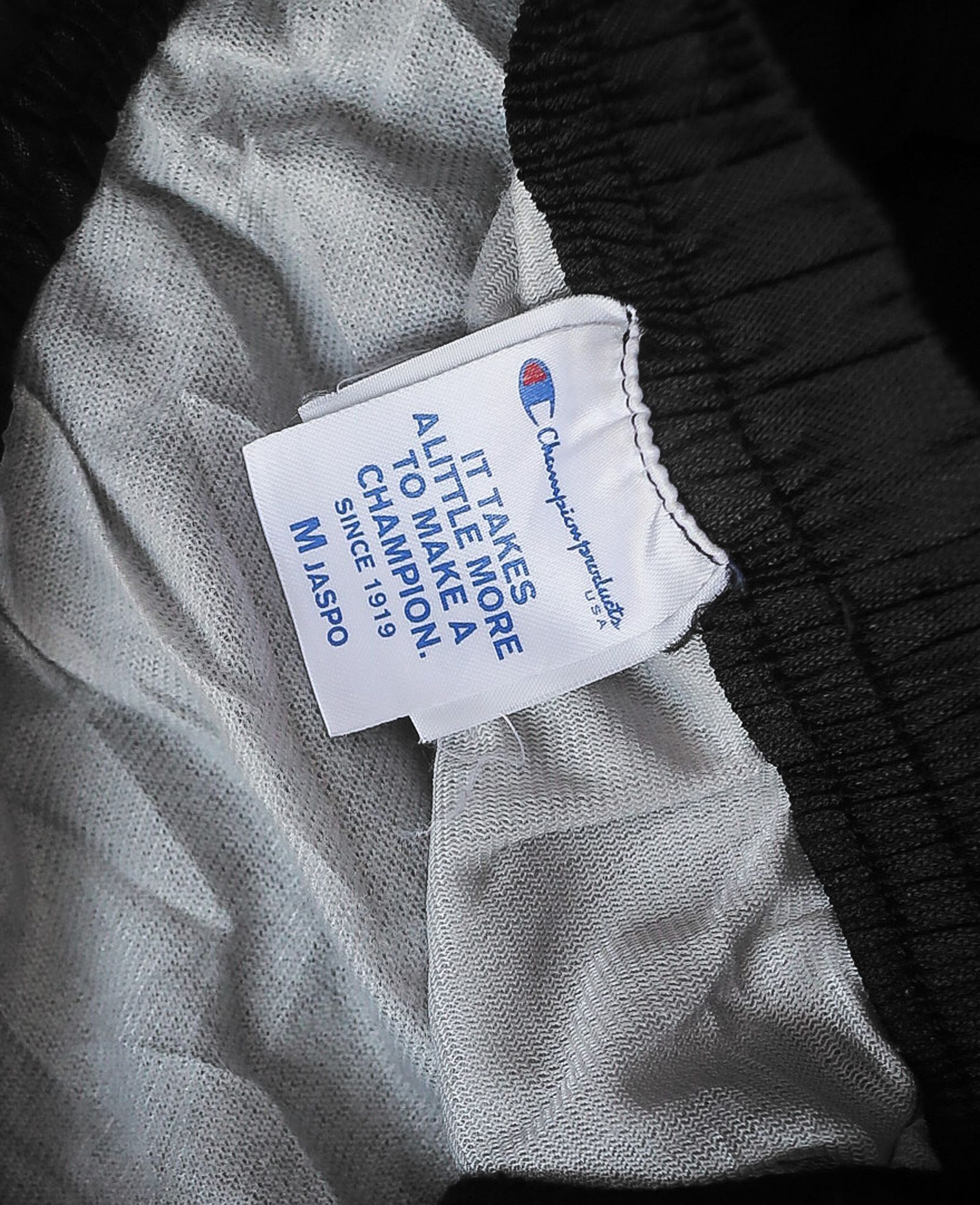  05.05.24 - VTG SPORT WIND TRACK PANTS - CHAMPION 