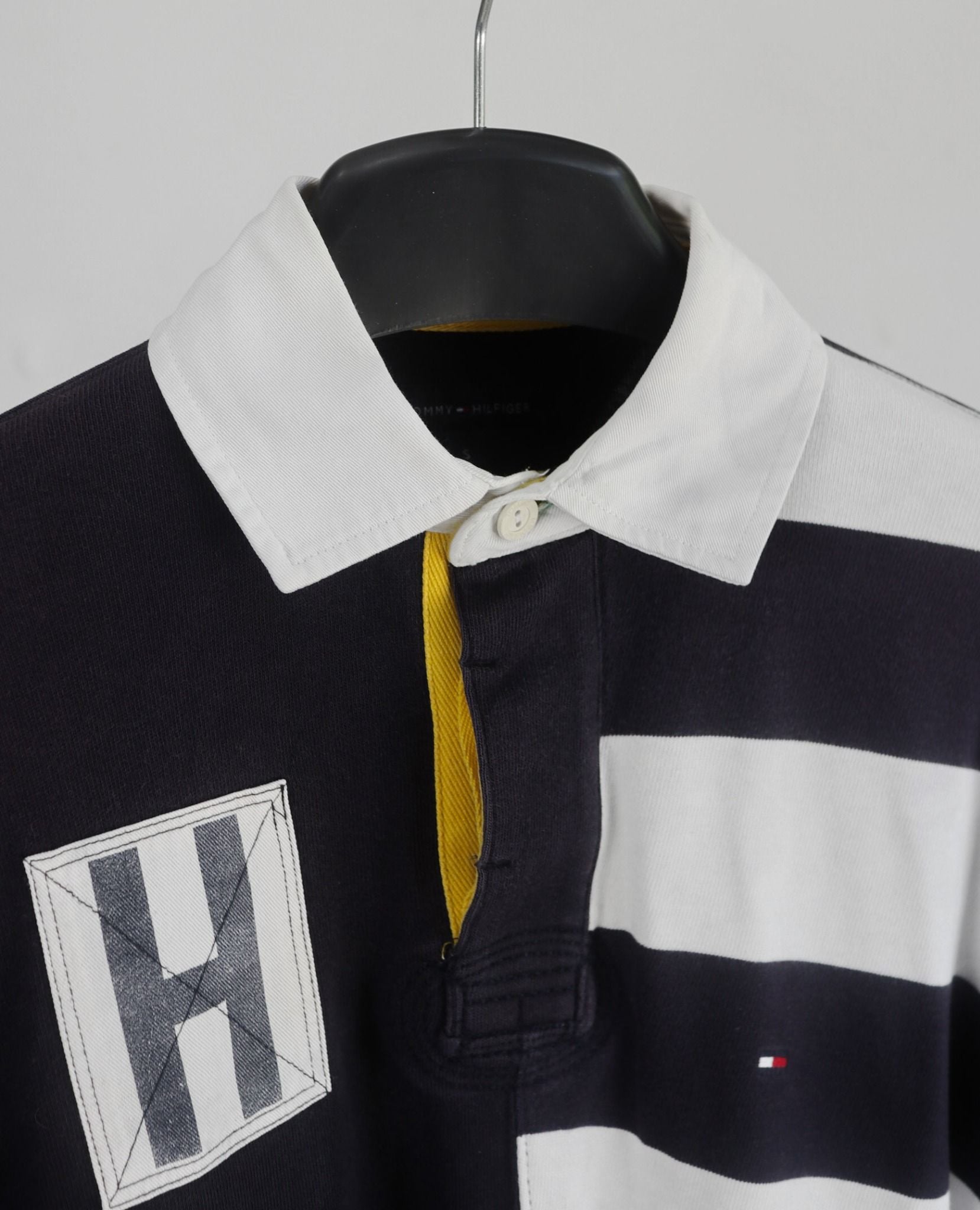  07.11.23 - VTG LONGSLEEVE POLO SHIRT - TOMMY HILFIGER 