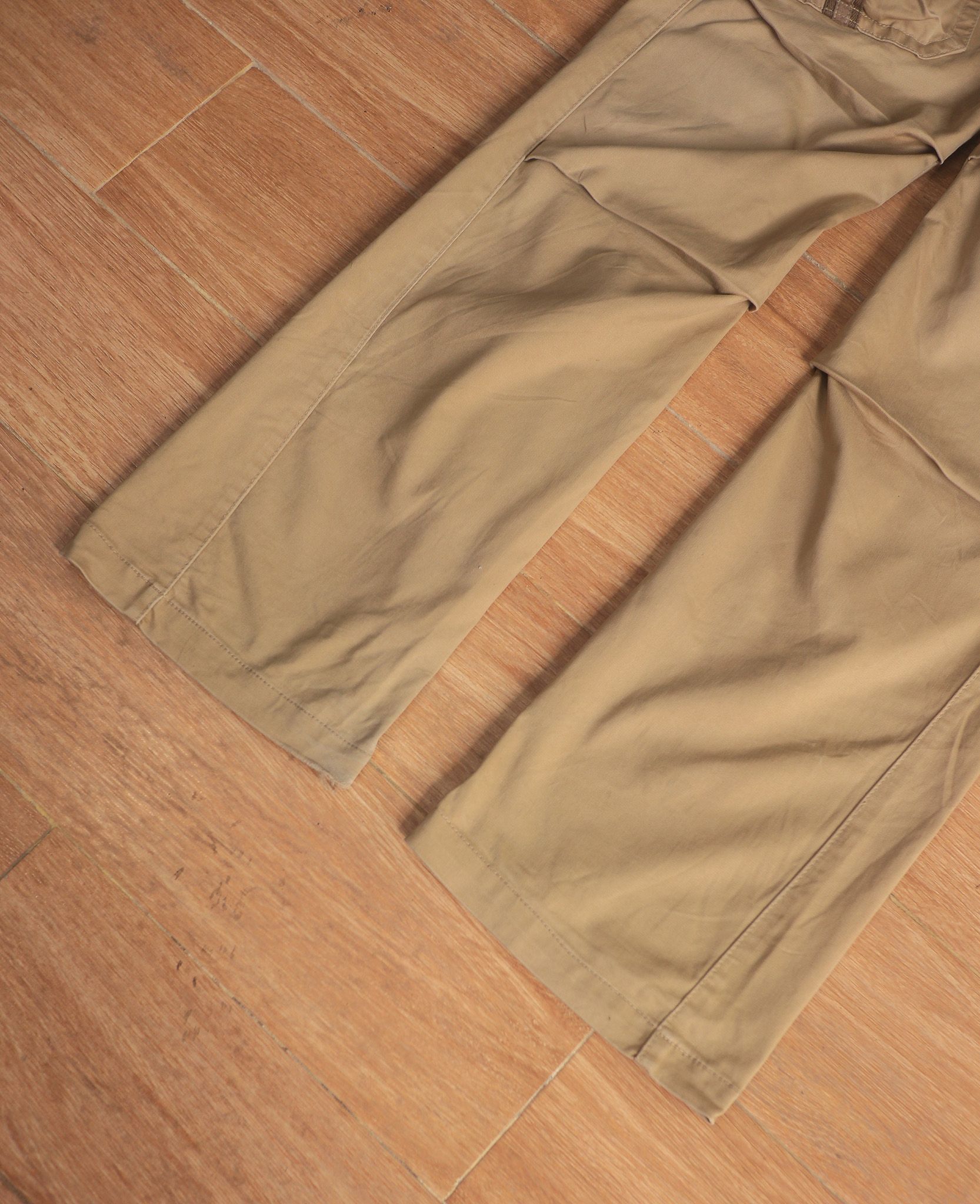  10.23.24 - VTG CARGO PANTS 