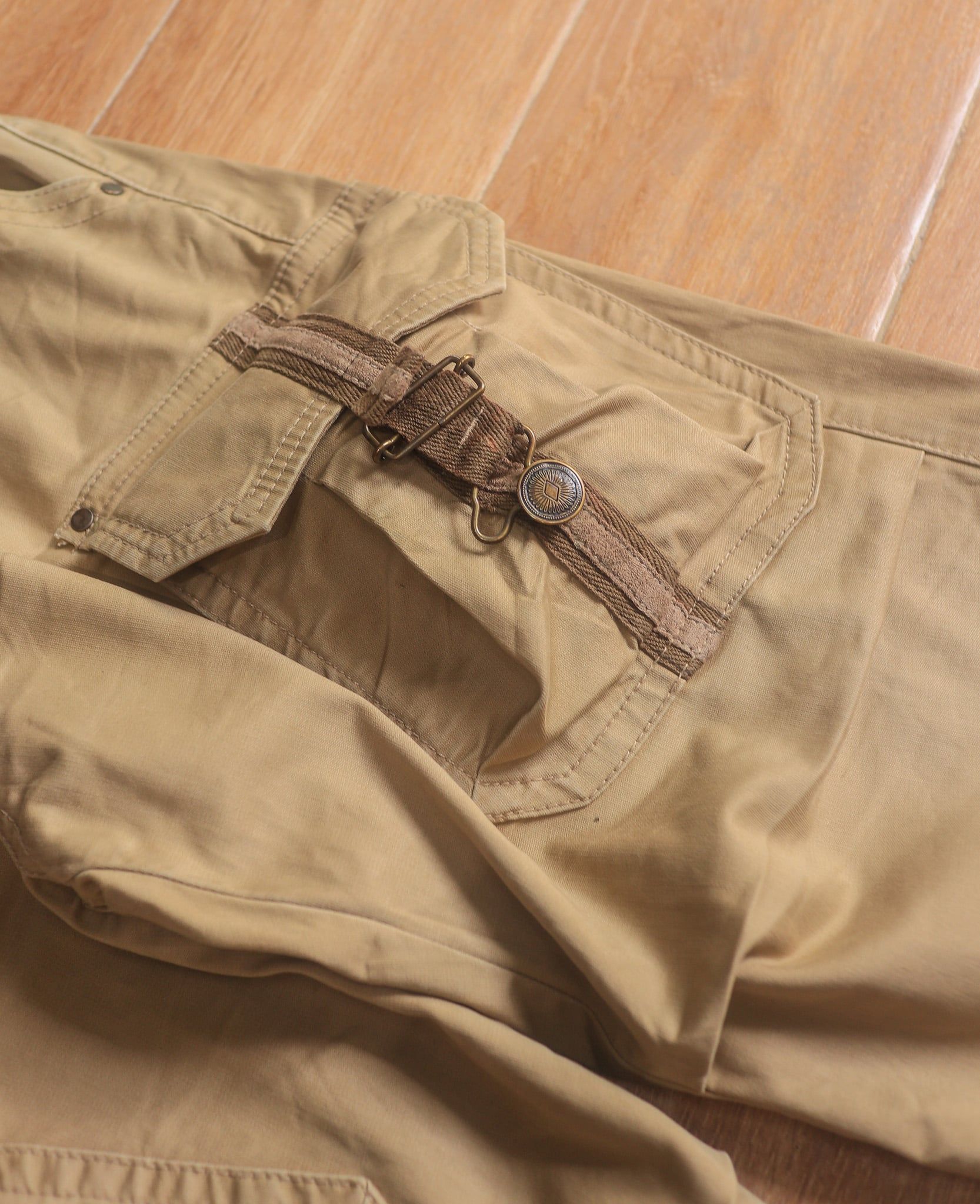  10.23.24 - VTG CARGO PANTS 