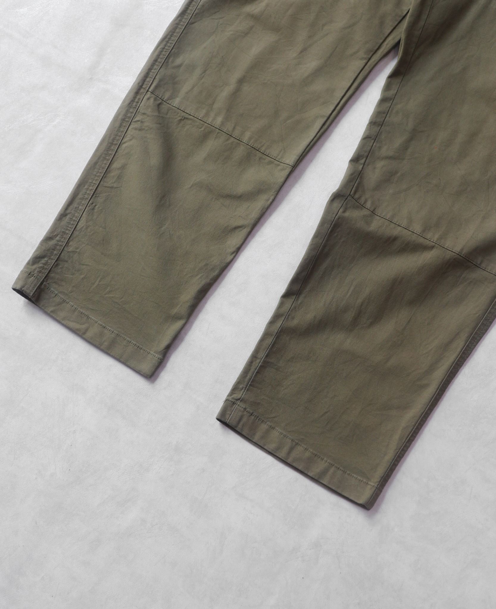  04.22.24 - VTG MILITARY CARGO PANTS - UNIQLO 