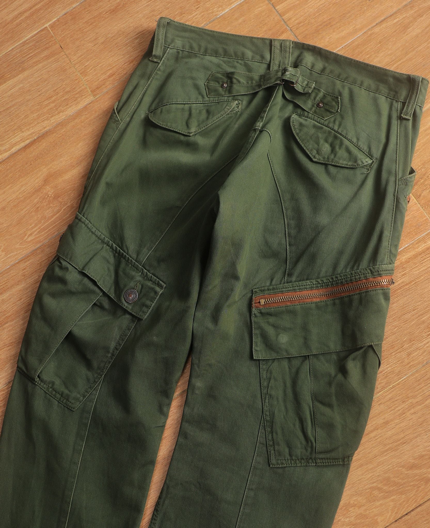  10.23.24 - VTG BANANA CUT CARGO PANTS - DOMINATE HANDCRAFT JEANS 
