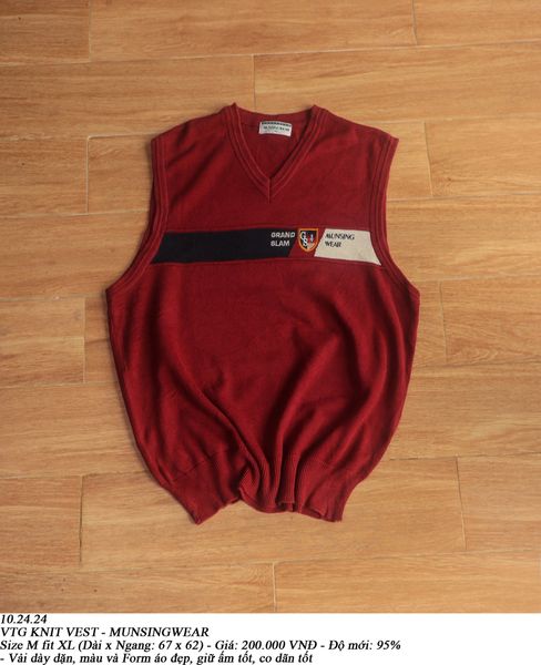  10.24.24 - VTG KNIT VEST - MUNSINGWEAR 