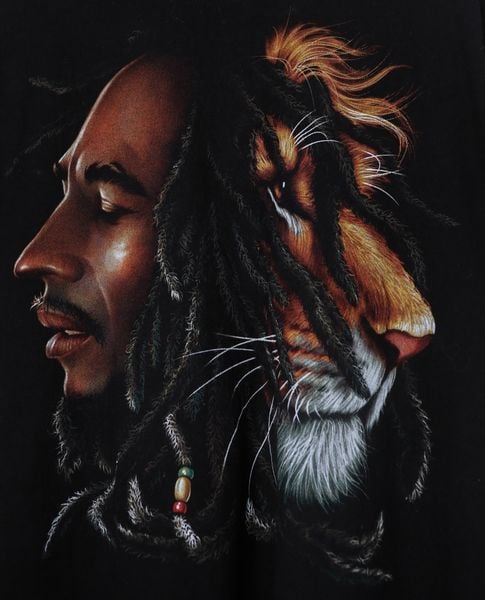  07.06.23 - VTG T-SHIRT - HOT ROCK 