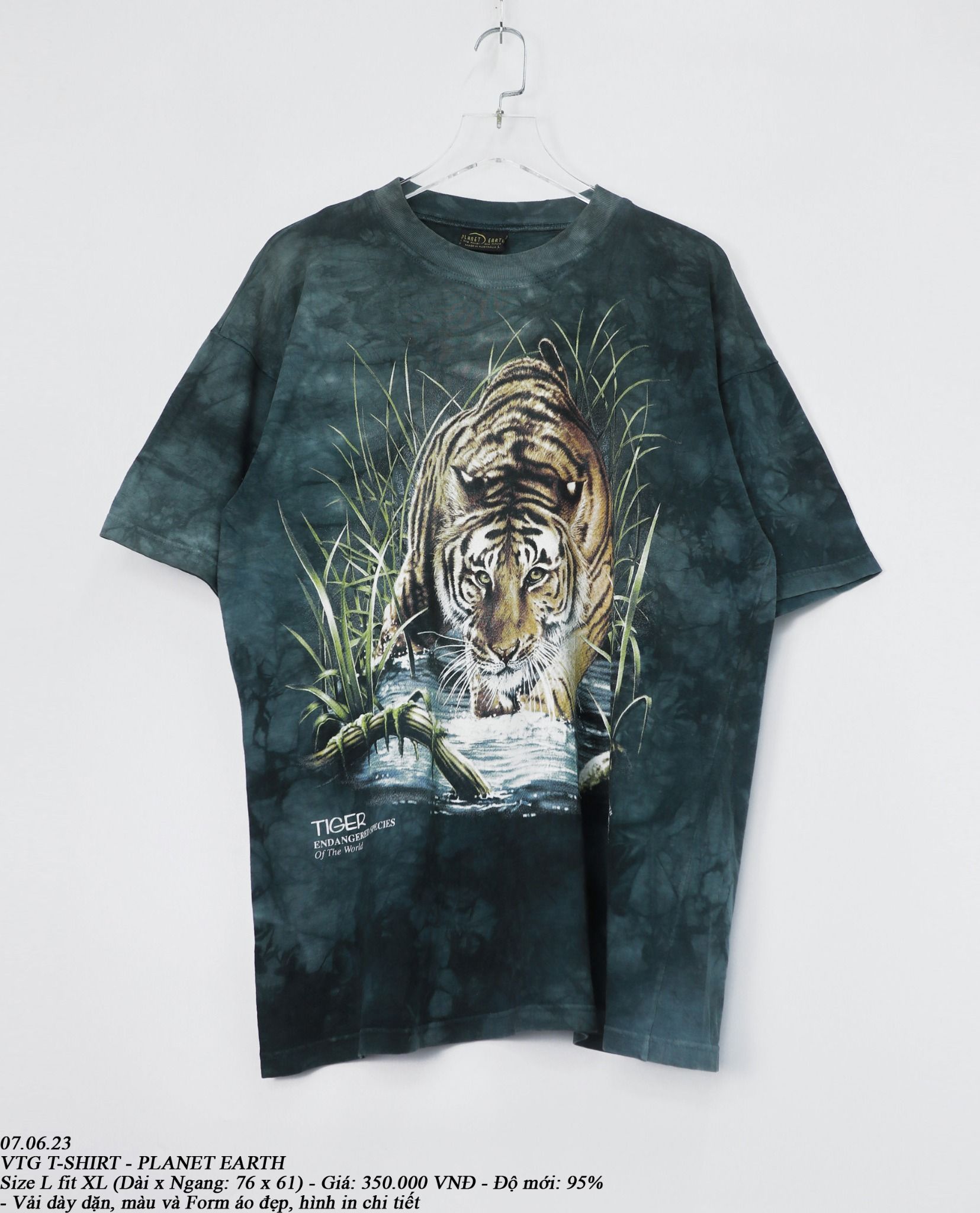  07.06.23 - VTG T-SHIRT - PLANET EARTH 