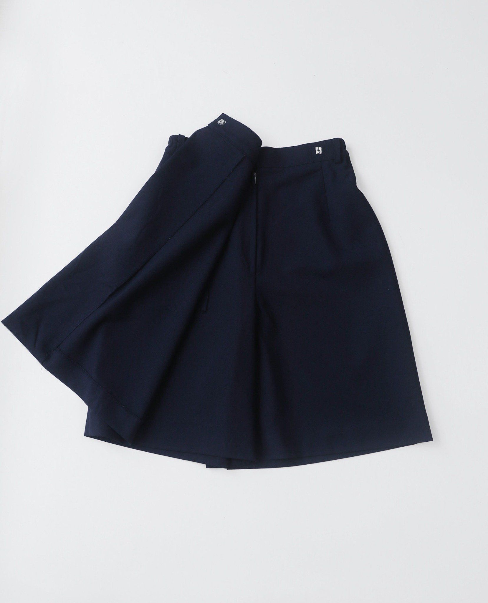  07.09.23 - VTG LAYERED SKIRT SHORT 