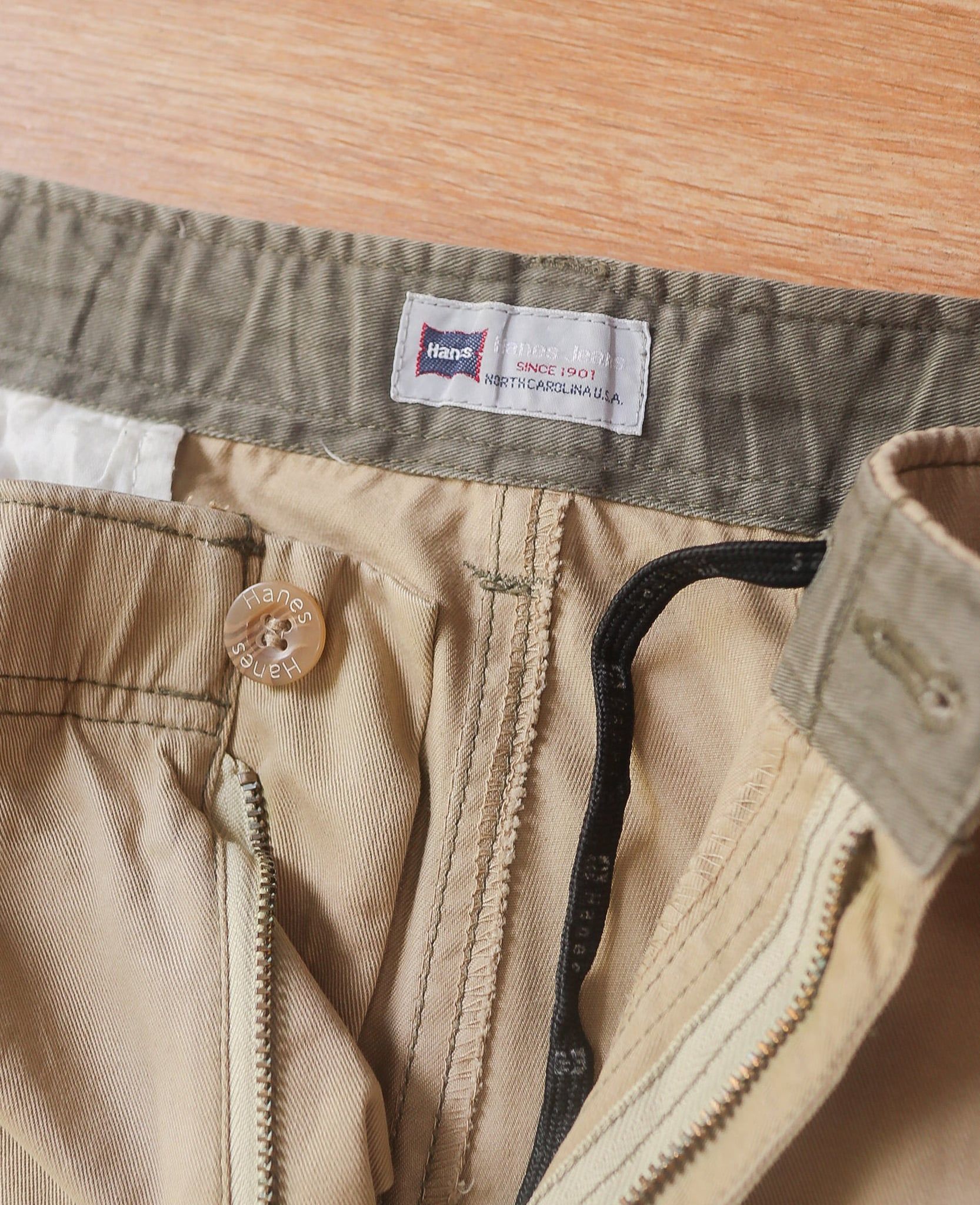  05.08.24 - VTG TWILL OUTDOOR CARGO PANTS - HANES JEANS 