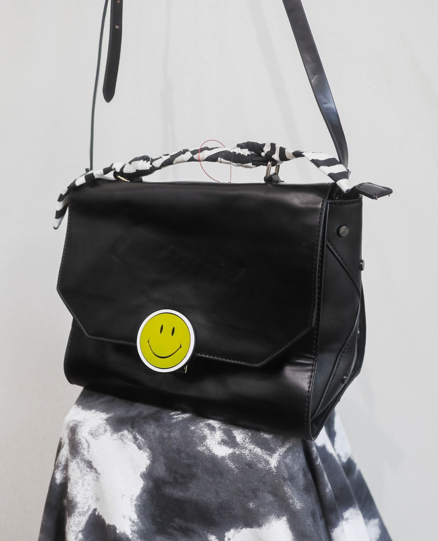  07.07.23 - VTG BAG - ZARA X SMILEY 