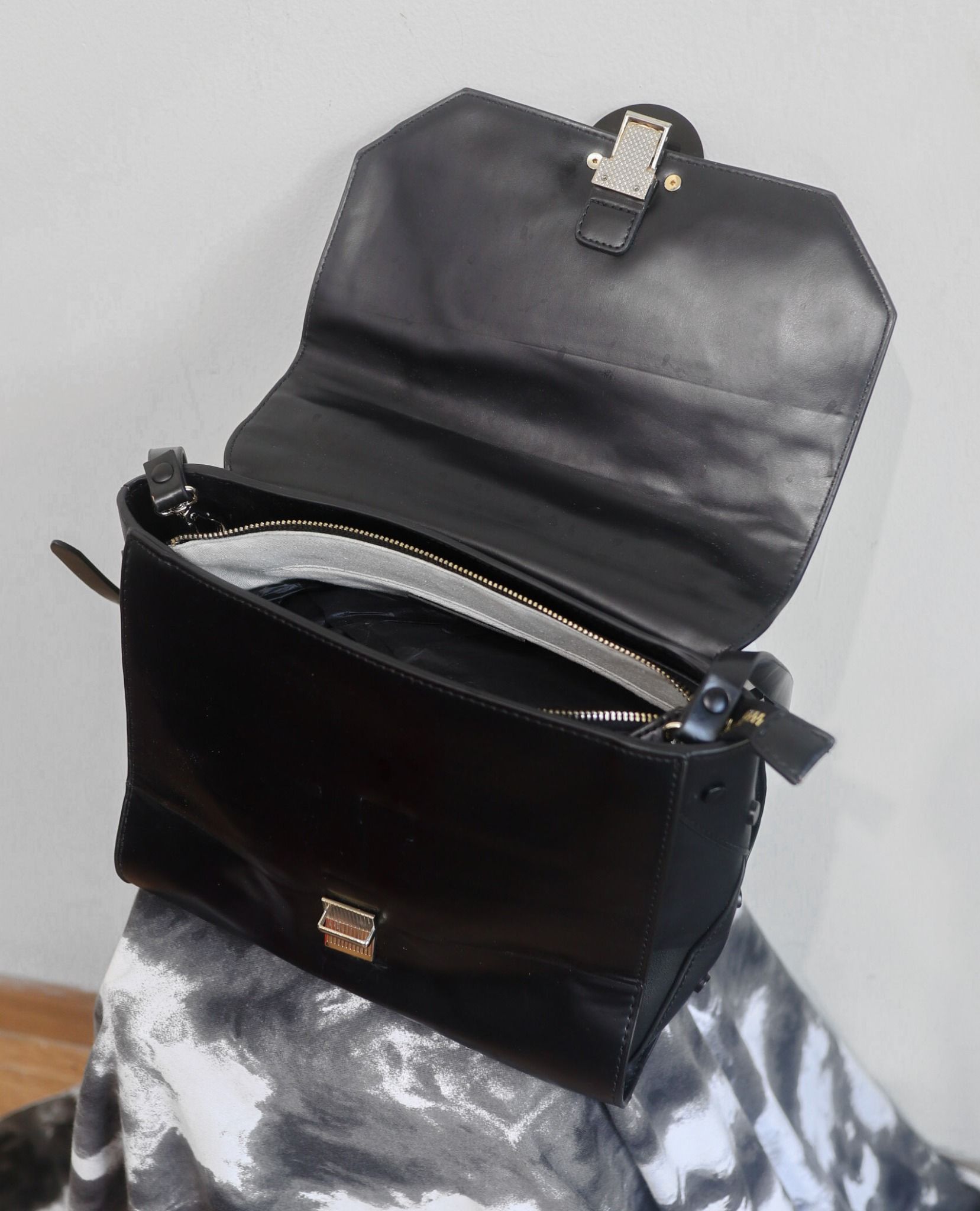  07.07.23 - VTG BAG - ZARA X SMILEY 