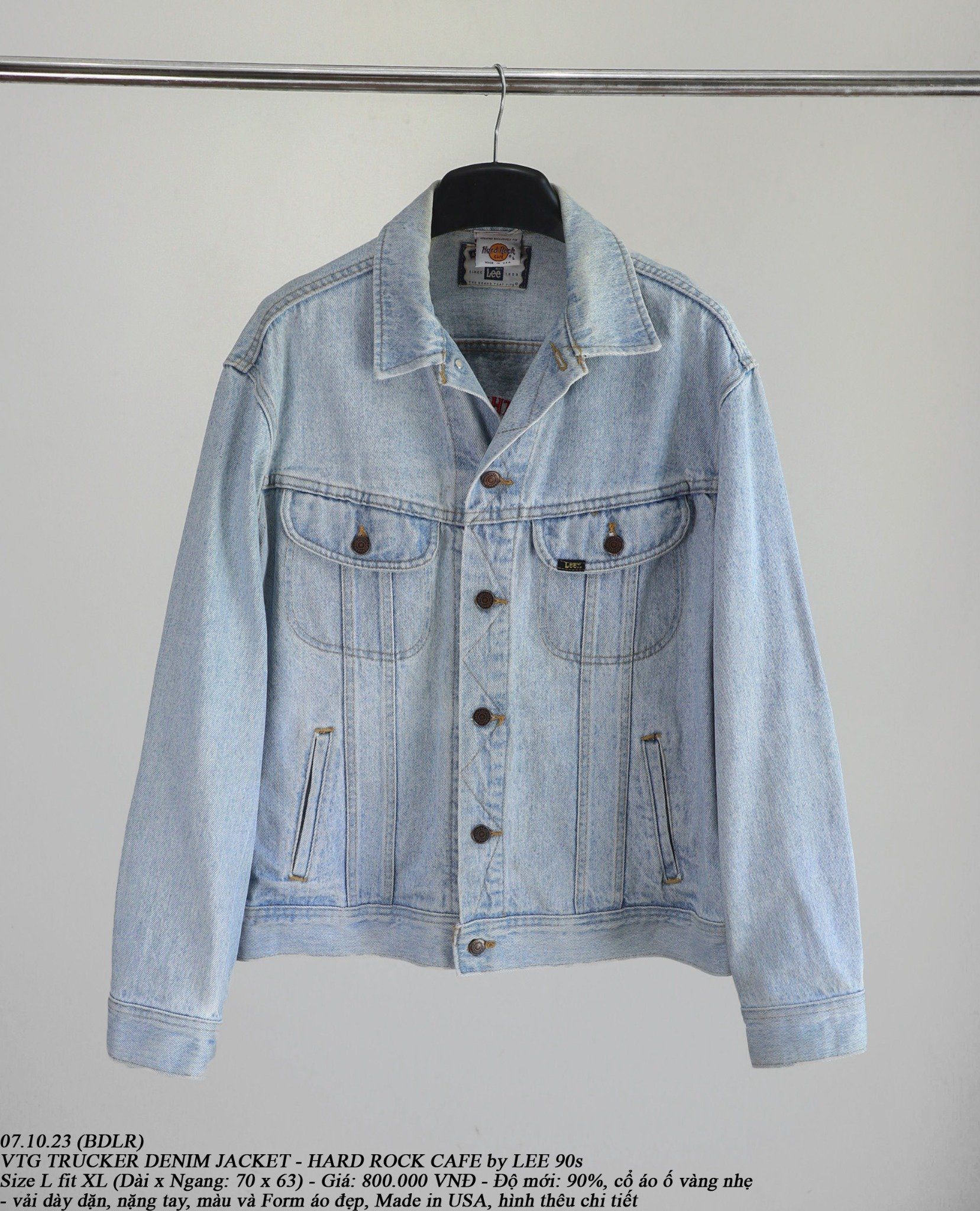  07.10.23 - VTG TRUCKER DENIM JACKET - HARDROCK CAFE by LEE 90s 