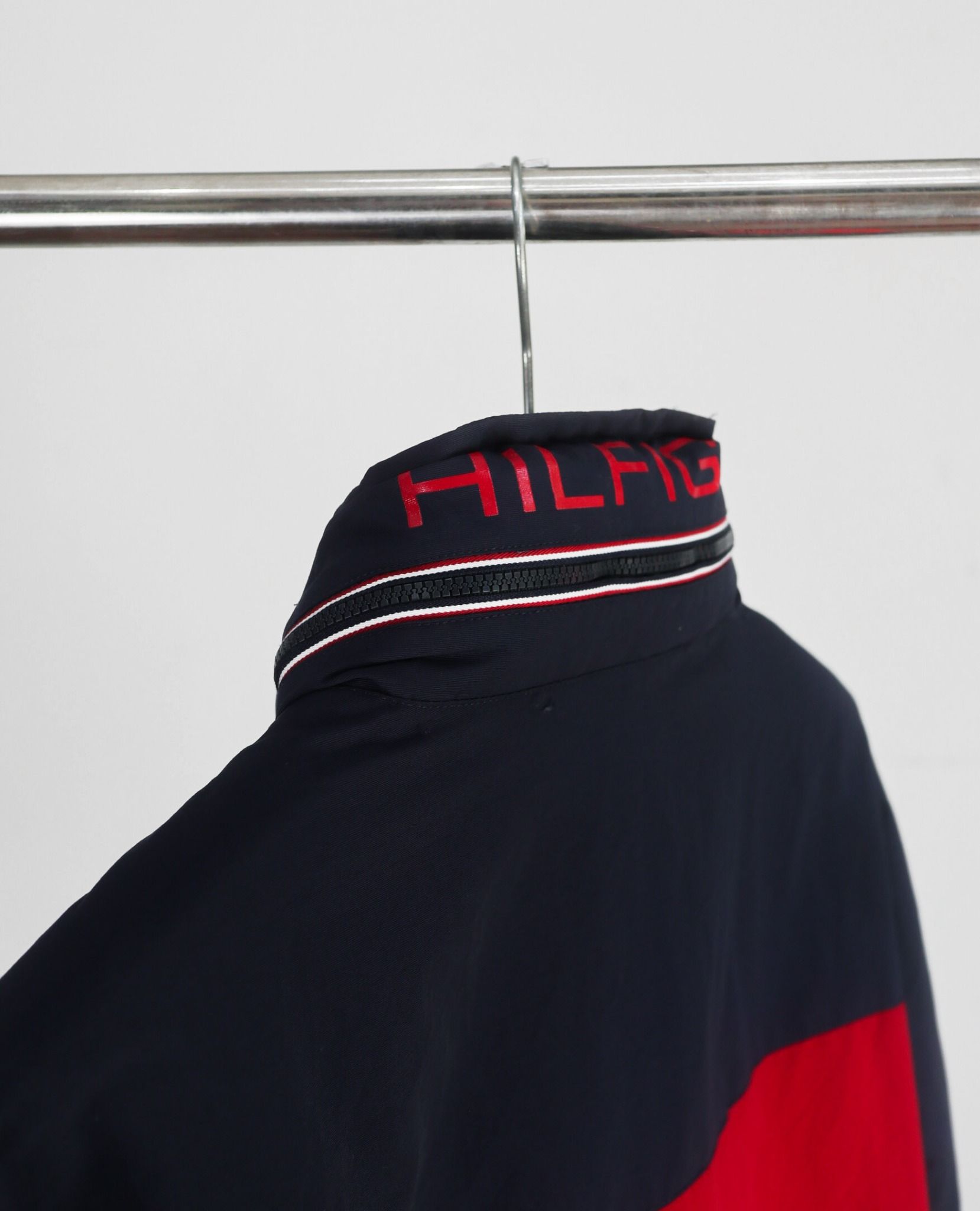  07.10.23 - VTG WINDBREAKER JACKET - TOMMY HILFIGER 