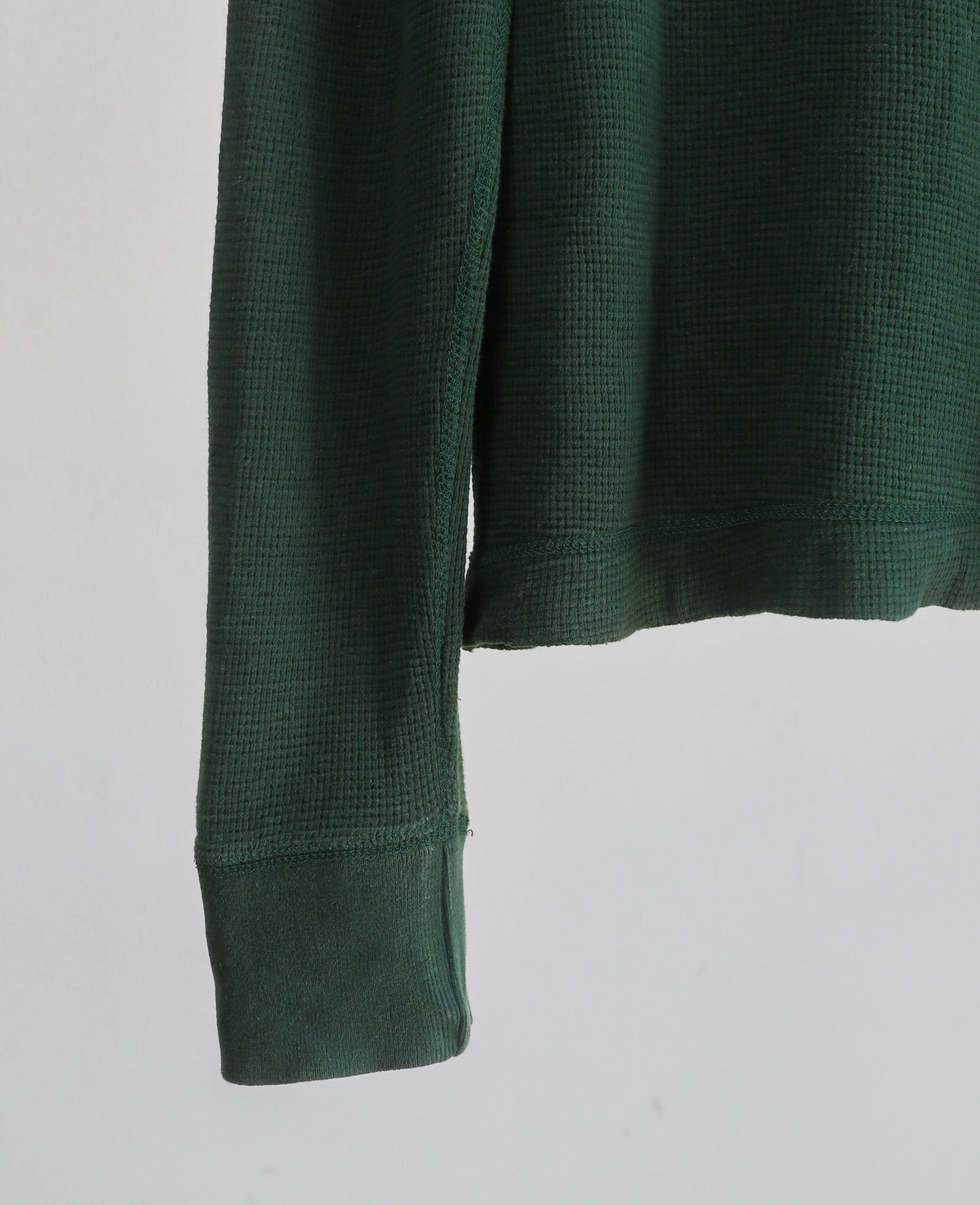  03.12.24 - VTG LONGSLEEVE WAFFLE SHIRT - HOLLISTER 