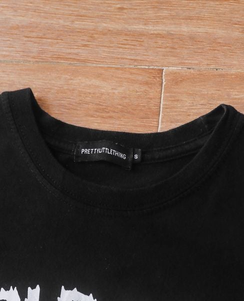 05.28.24 - VTG T-SHIRT - PRETTY LITTLE THING 