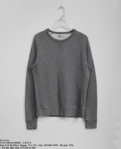  01.16.24 - VTG SWEATSHIRT - LEVI'S 