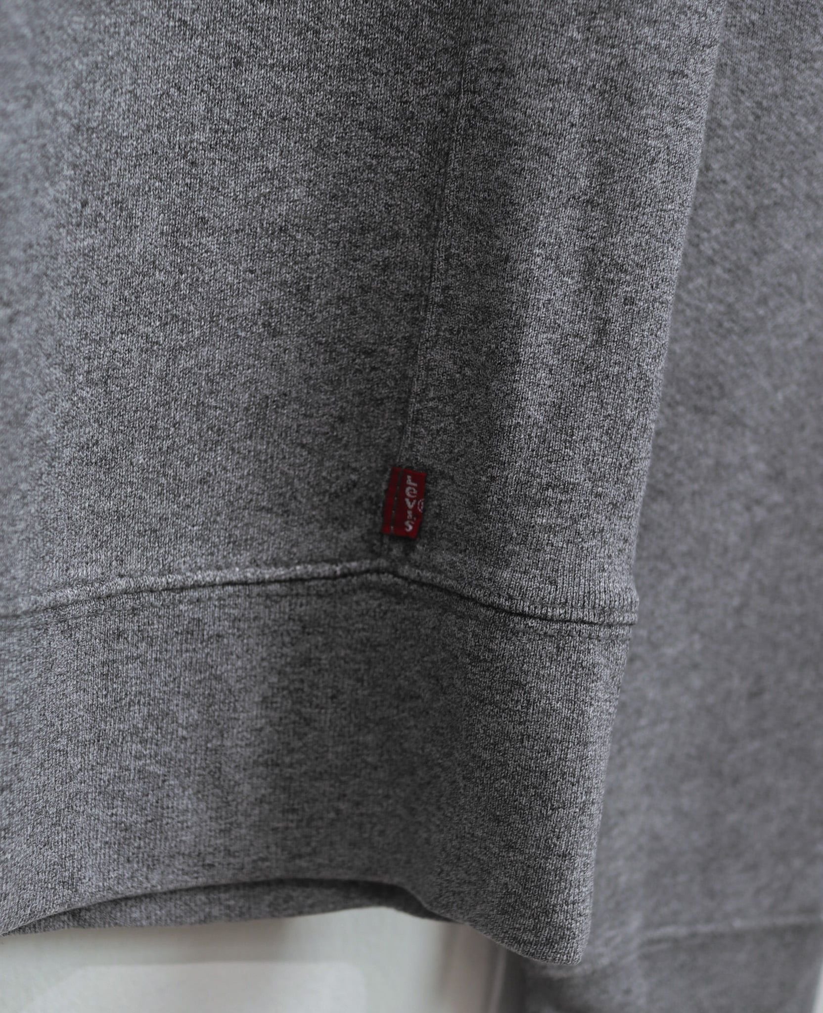  01.16.24 - VTG SWEATSHIRT - LEVI'S 