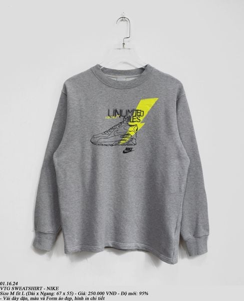  01.16.24 - VTG SWEATSHIRT - NIKE 