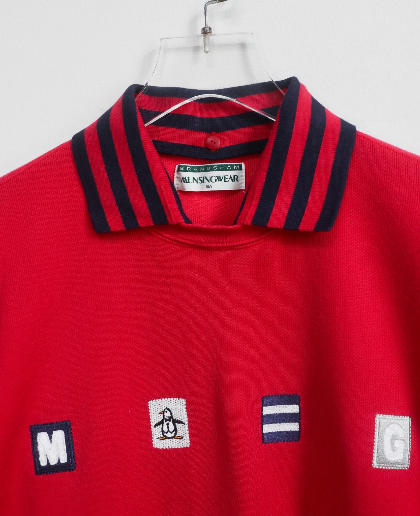  03.21.24 - VTG SWEATSHIRT - MUNSINGWEAR 