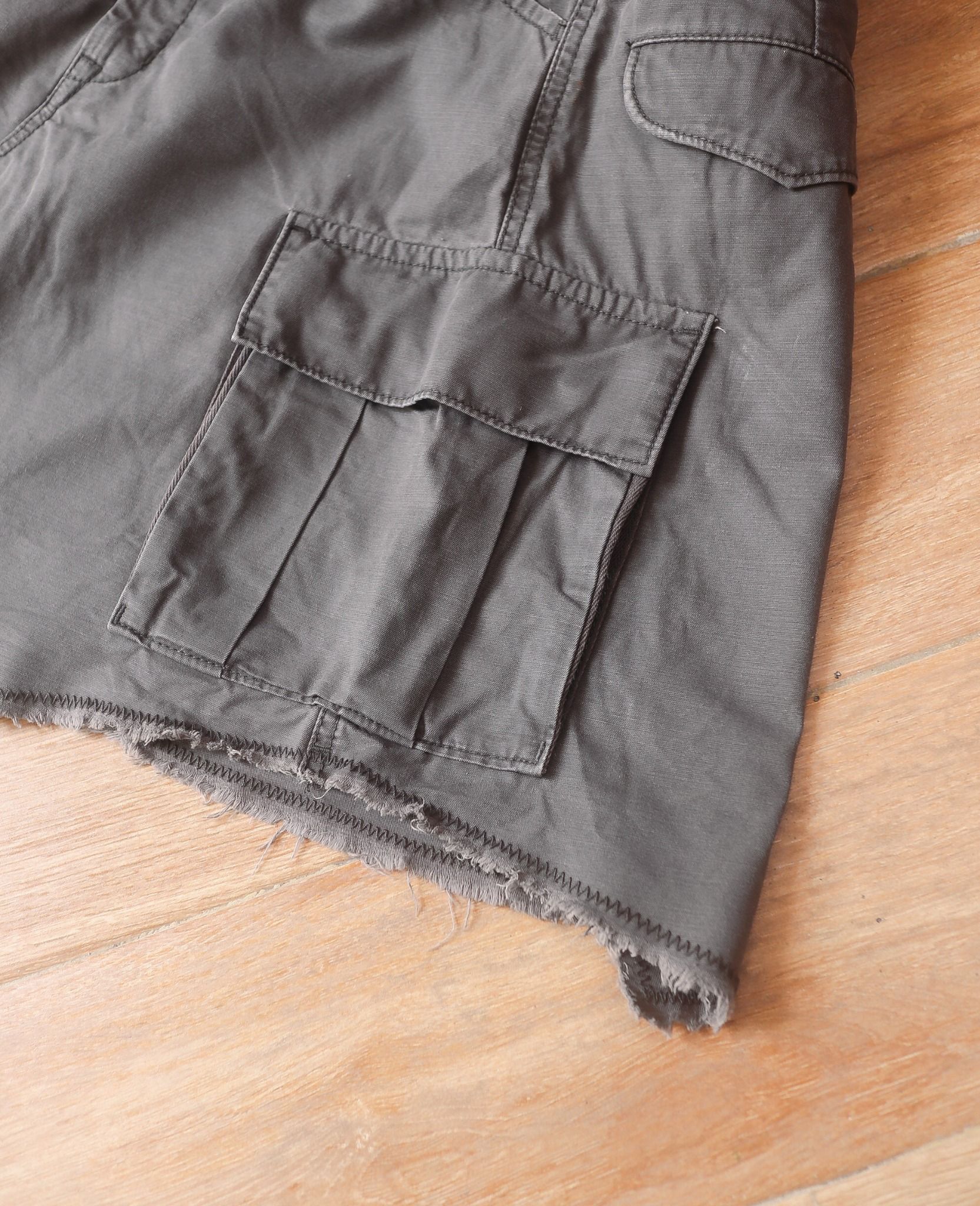  06.11.24 - VTG DENIM SKIRT SHORT - BACK NUMBER 