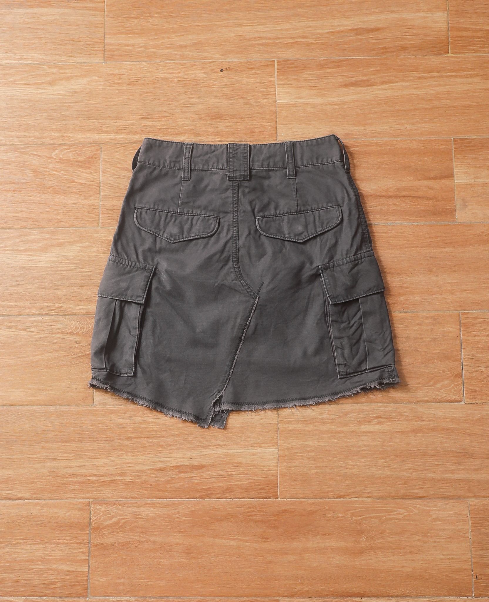  06.11.24 - VTG DENIM SKIRT SHORT - BACK NUMBER 