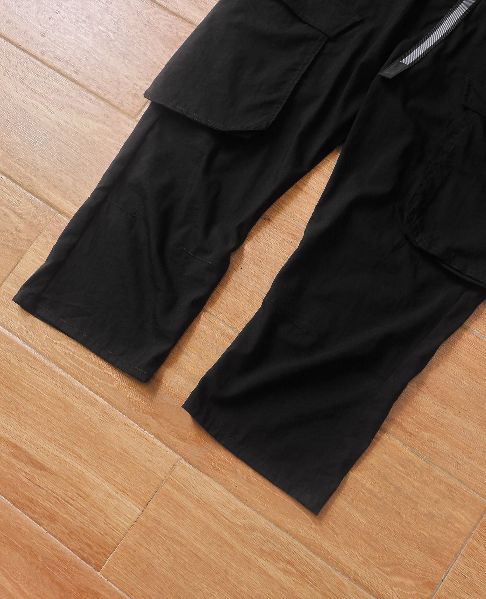  06.11.24 - VTG LIGHTWEIGHT CROPPED CARGO PANTS - MAC HOUSE RUN DENIM 